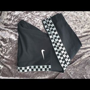 Nike leggings